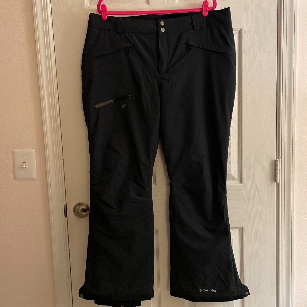 Columbia Women's Black Pants